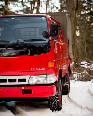 1996 Toyota HiAce JDM car for sale — photo 11 of 25