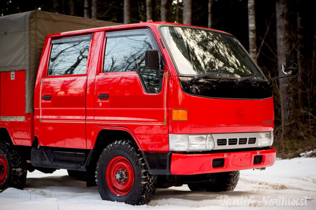 1996 Toyota HiAce JDM car for sale — photo 13 of 25