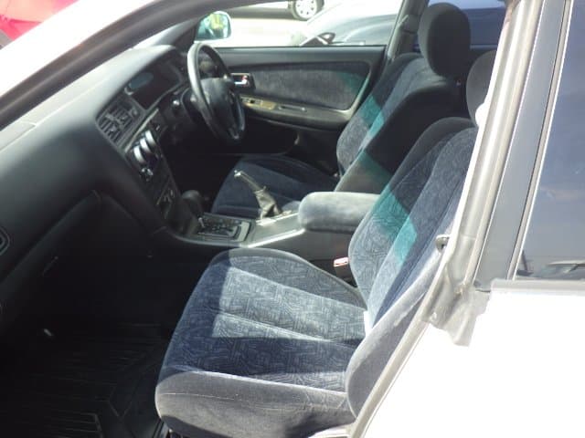1999 Toyota Chaser JDM car for sale — photo 7 of 10