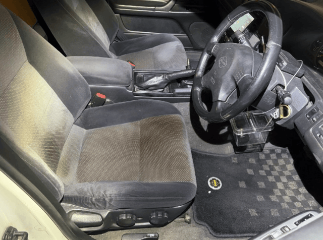 1998 Nissan Stagea JDM car for sale — photo 5 of 8