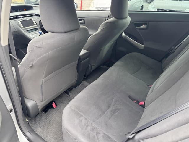 2009 Toyota Prius JDM car for sale — photo 14 of 19
