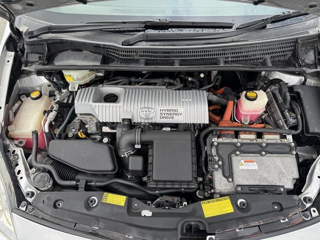 2009 Toyota Prius JDM car for sale — photo 16 of 19