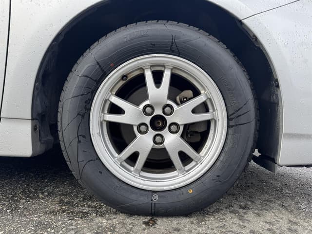 2009 Toyota Prius JDM car for sale — photo 17 of 19
