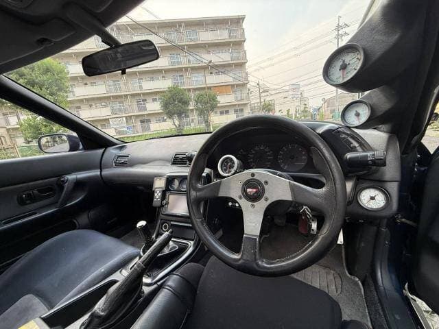 1991 Nissan Skyline JDM car for sale — photo 18 of 20