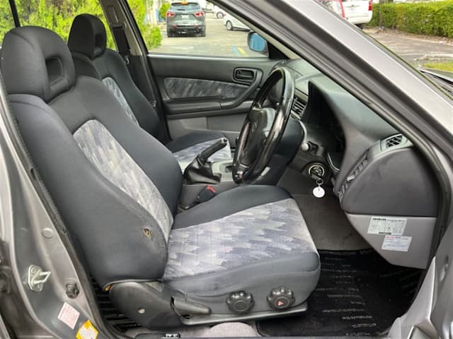 1998 Nissan Skyline JDM car for sale — photo 11 of 17