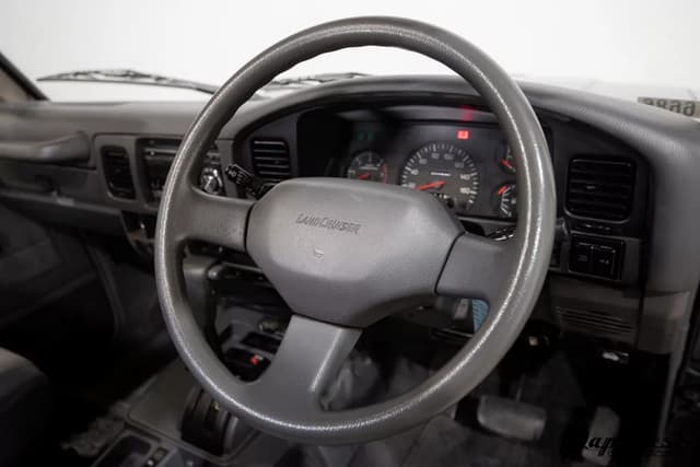 1996 Toyota Land Cruiser Prado JDM car for sale — photo 12 of 25