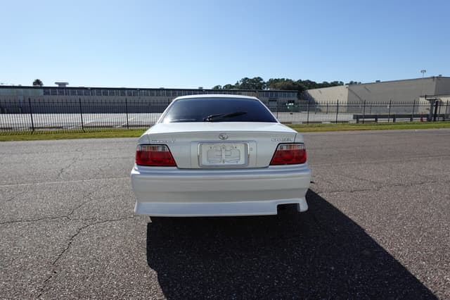1998 Toyota Chaser JDM car for sale — photo 8 of 18