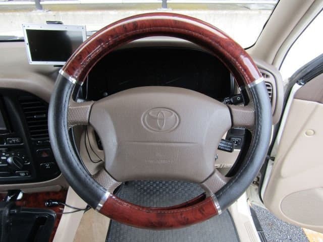 2001 Toyota Land Cruiser JDM car for sale — photo 9 of 22