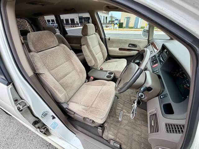 2000 Honda Odyssey JDM car for sale — photo 23 of 25