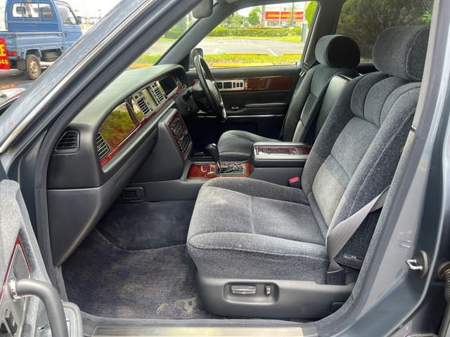 1997 Toyota Century JDM car for sale — photo 13 of 21