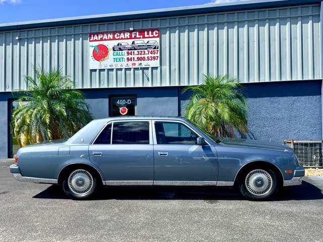 2000 Toyota Century JDM car for sale — photo 10 of 25
