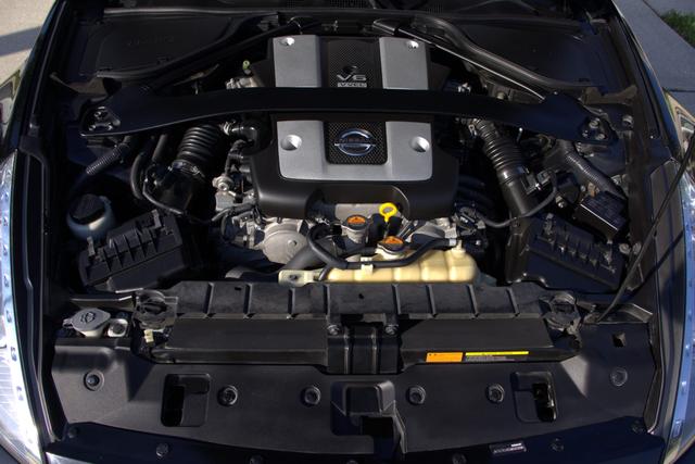 2014 Nissan Fairlady Z JDM car for sale — photo 12 of 21