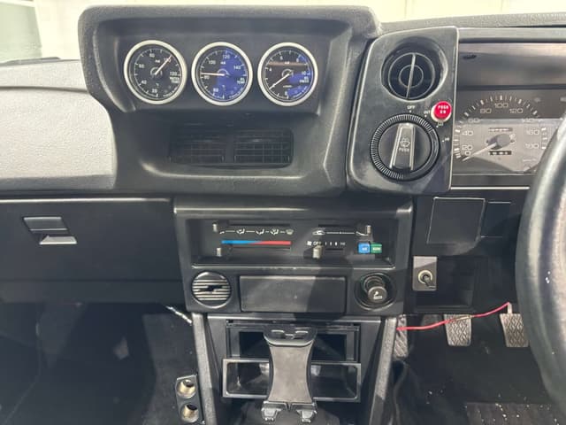 1986 Toyota Sprinter JDM car for sale — photo 12 of 25