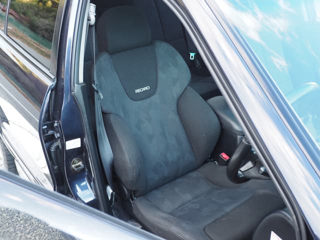 2001 Mitsubishi Legnum JDM car for sale — photo 7 of 25