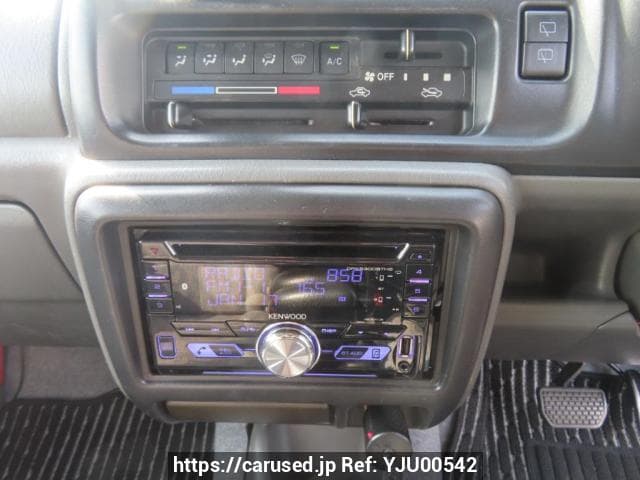 1999 Suzuki Jimny JDM car for sale — photo 23 of 25