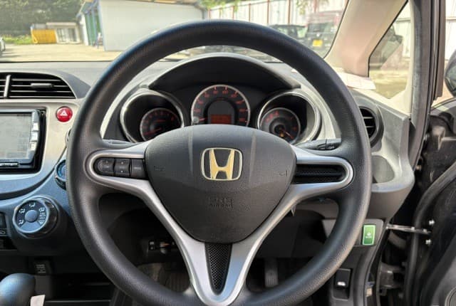 2012 Honda Fit JDM car for sale — photo 11 of 25