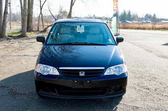 1999 Honda Odyssey JDM car for sale — photo 2 of 21