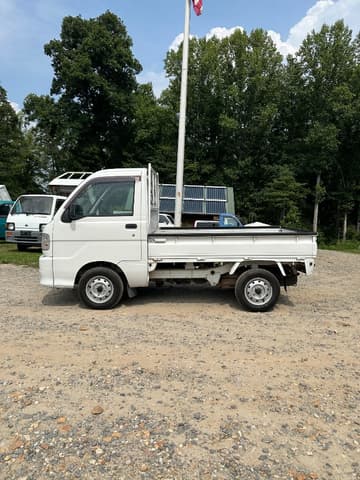 1999 Daihatsu Hijet JDM car for sale — photo 13 of 23