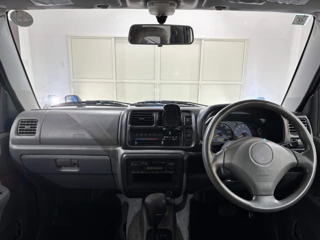 1999 Suzuki Jimny JDM car for sale — photo 10 of 25