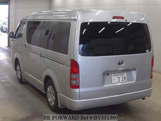 2006 Toyota HiAce JDM car for sale — photo 3 of 6