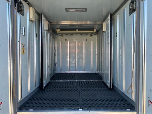 2008 Toyota Dyna JDM car for sale — photo 15 of 18