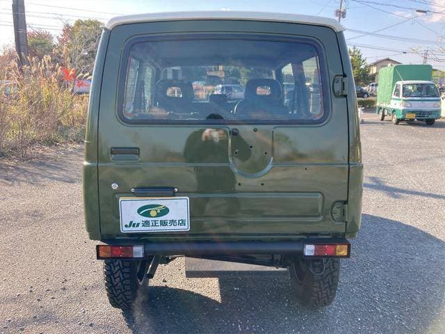 1996 Suzuki Jimny JDM car for sale — photo 19 of 20