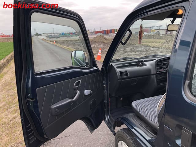 1996 Suzuki Every JDM car for sale — photo 9 of 21