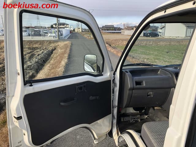 1999 Daihatsu Hijet JDM car for sale — photo 8 of 22