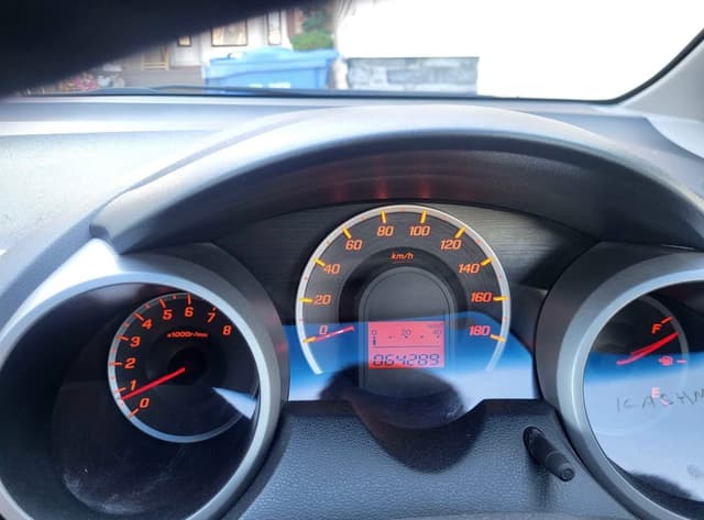 2011 Honda Fit JDM car for sale — photo 8 of 9