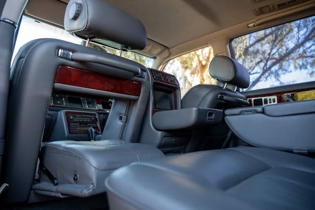 1994 Toyota Century JDM car for sale — photo 4 of 21