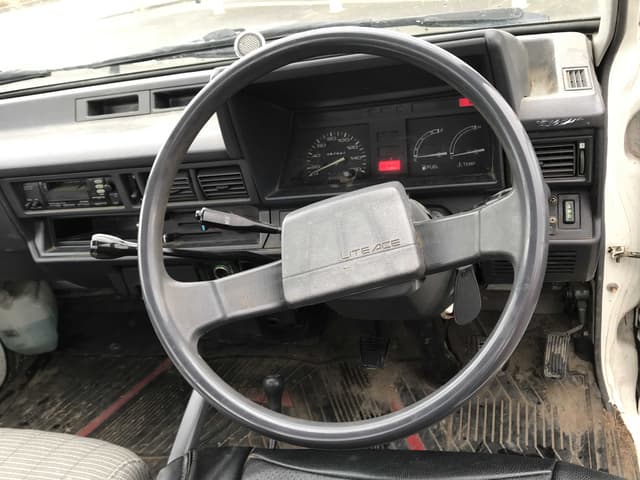 1992 Toyota Lite Ace JDM car for sale — photo 4 of 9