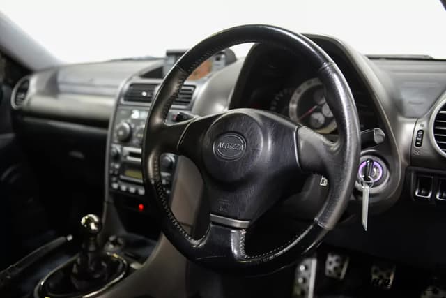1998 Toyota Altezza JDM car for sale — photo 12 of 25