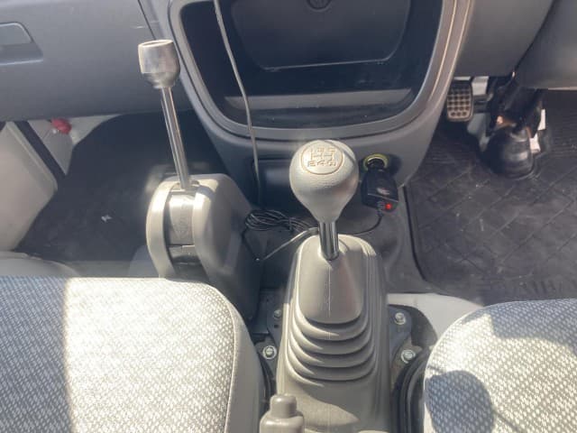 2008 Daihatsu Hijet JDM car for sale — photo 12 of 16