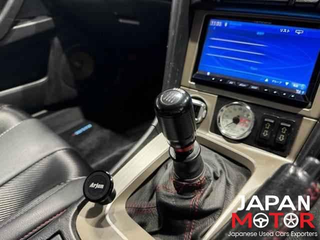 1999 Nissan Skyline JDM car for sale — photo 24 of 25