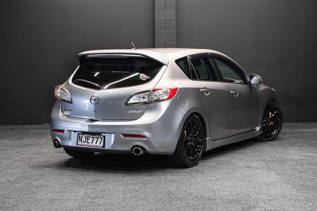 2009 Mazda Axela JDM car for sale — photo 8 of 15