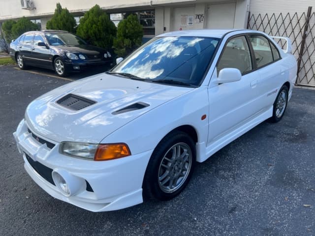 1997 Mitsubishi Lancer Evolution JDM car for sale — photo 11 of 14