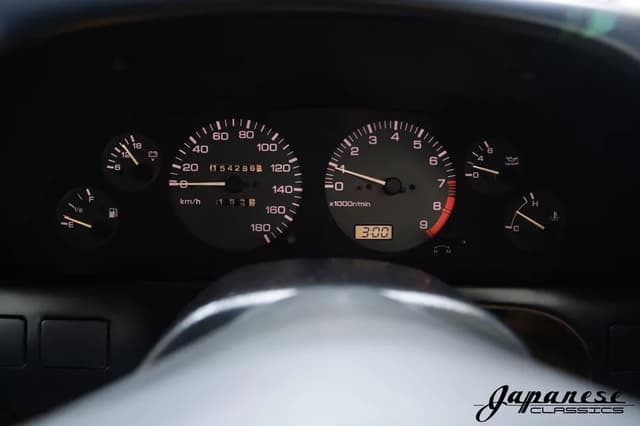 1992 Nissan Skyline JDM car for sale — photo 13 of 25