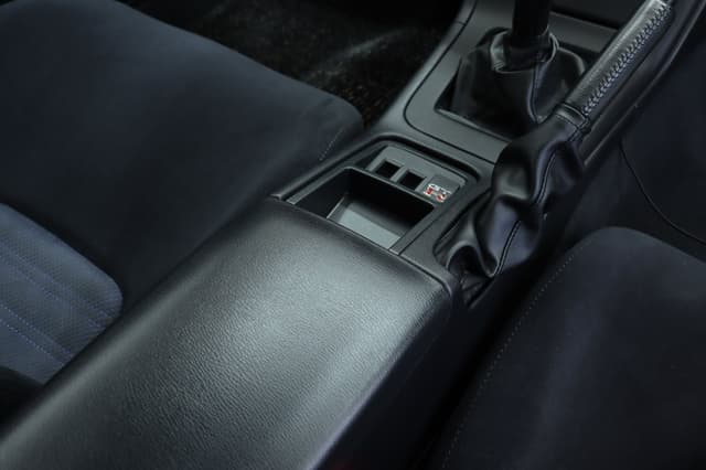 1998 Nissan Skyline JDM car for sale — photo 21 of 25