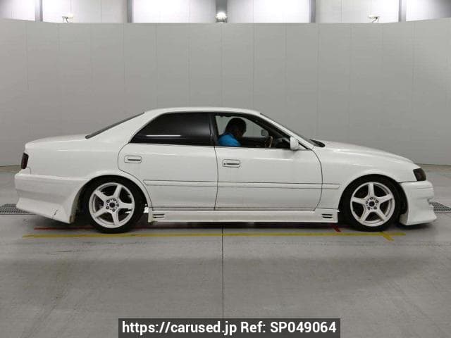 1999 Toyota Chaser JDM car for sale — photo 3 of 3