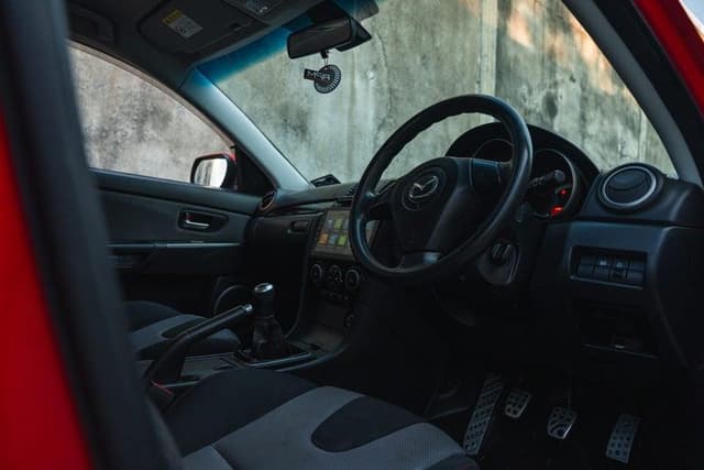 2007 Mazda Axela JDM car for sale — photo 17 of 20