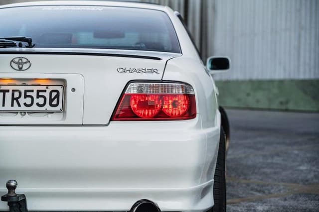1998 Toyota Chaser JDM car for sale — photo 11 of 20