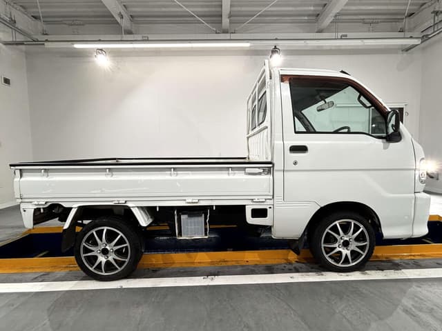 2000 Daihatsu Hijet JDM car for sale — photo 6 of 25