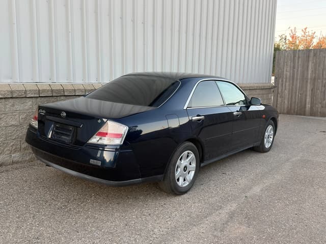 2001 Nissan Gloria JDM car for sale — photo 2 of 22
