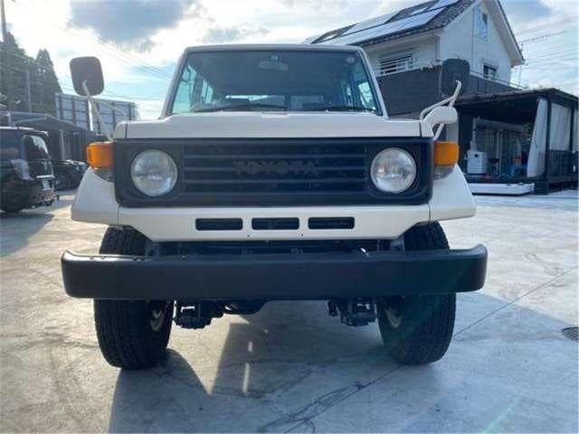 1993 Toyota Land Cruiser JDM car for sale — photo 13 of 25