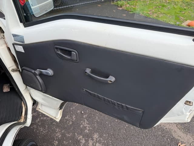1999 Subaru Sambar JDM car for sale — photo 16 of 25