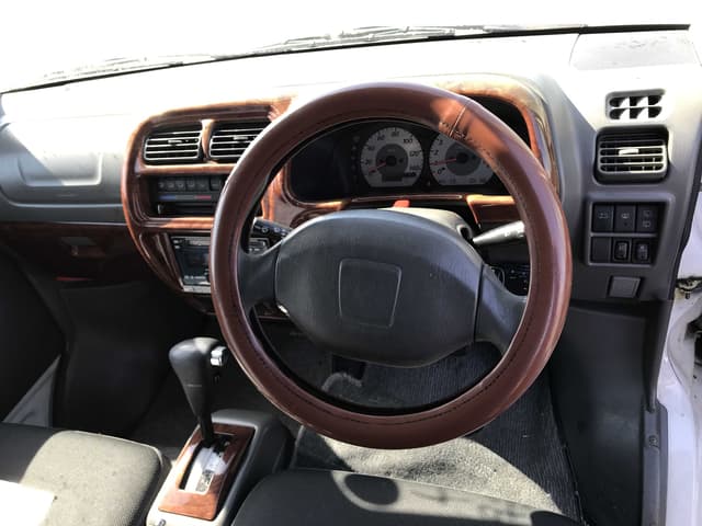 2001 Suzuki Every JDM car for sale — photo 3 of 8