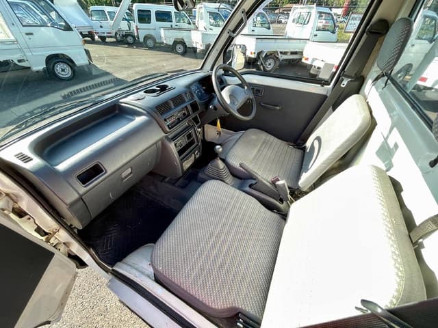1999 Daihatsu Hijet JDM car for sale — photo 23 of 25