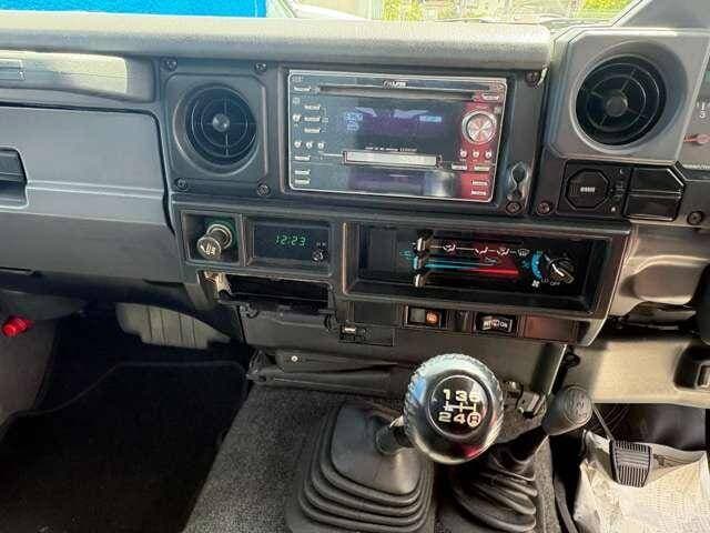 1996 Toyota Land Cruiser JDM car for sale — photo 13 of 20
