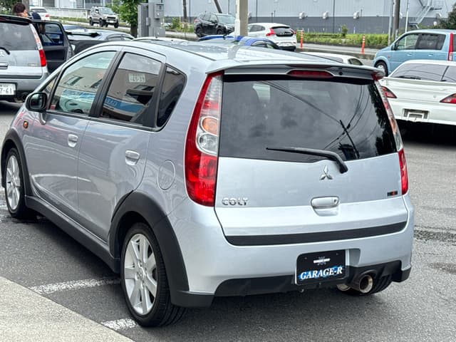 2006 Mitsubishi Colt JDM car for sale — photo 2 of 25