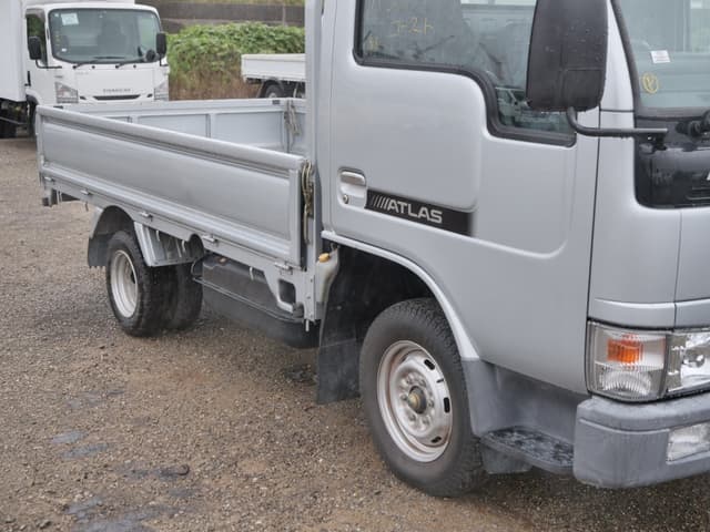 2002 Nissan Atlas JDM car for sale — photo 10 of 25